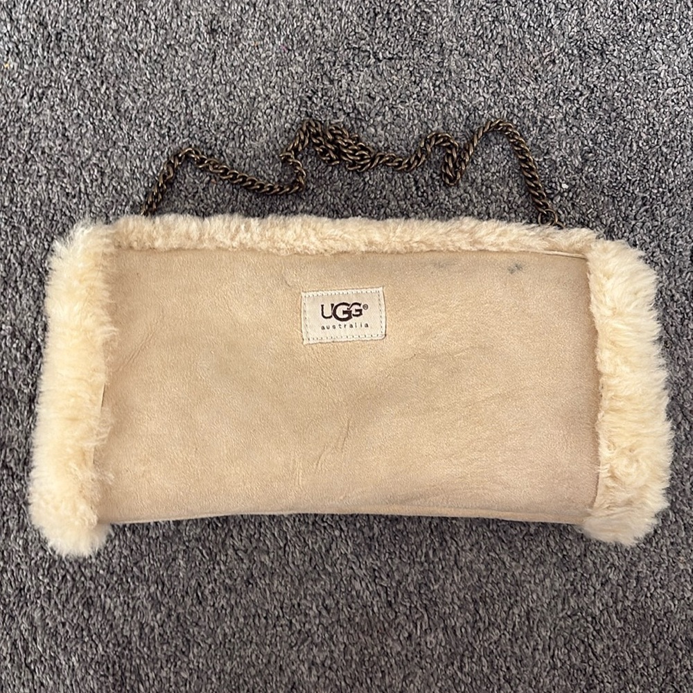 UGG SUEDE SHEARLING MUFFLER BAG CLUTCH HAND WARMER PURSE